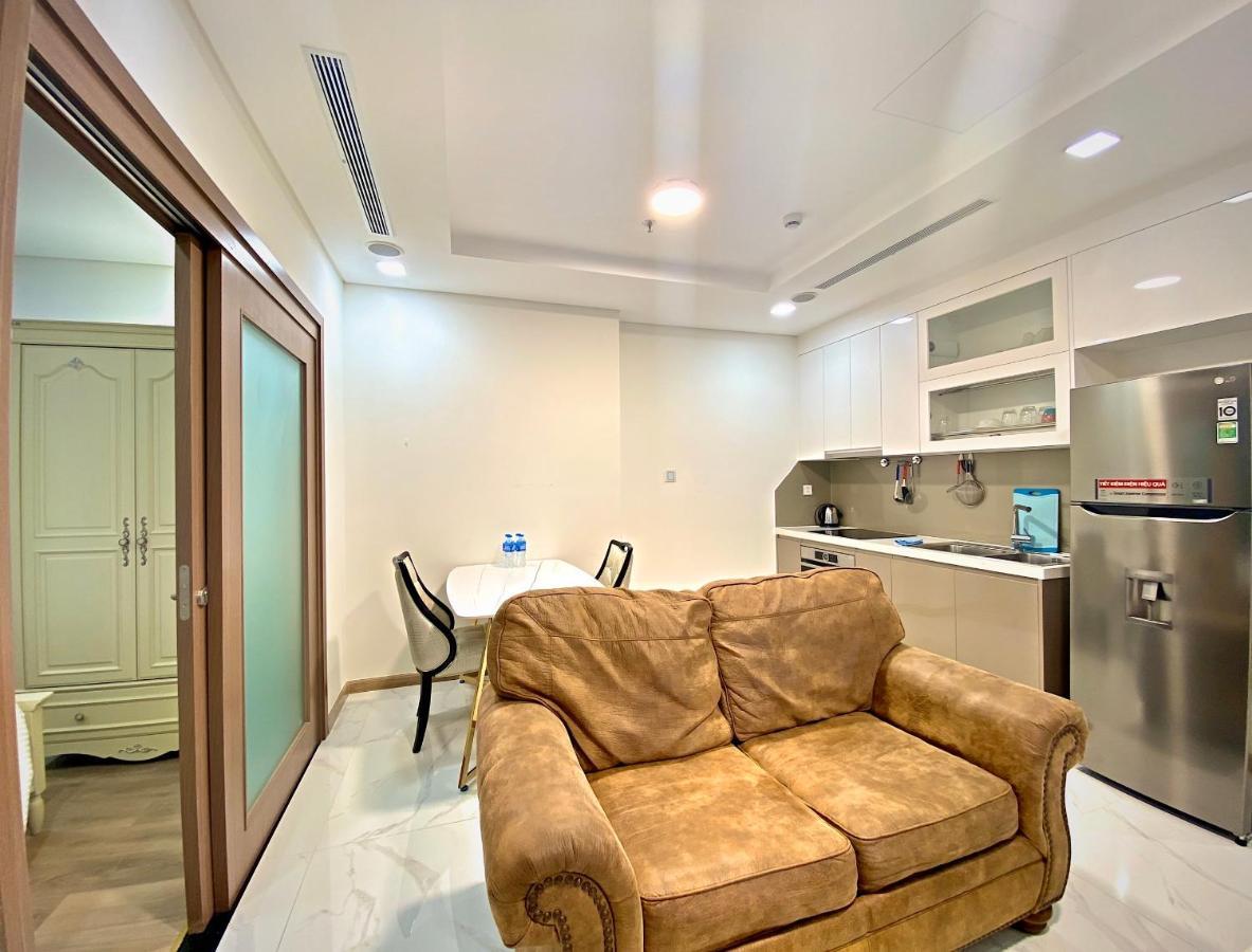 Vinhomes Landmark 81 - Christine * TP. Hồ Chí Minh
